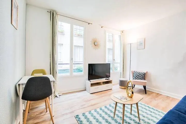 Charming Near Les Halles - 4p Apartment *